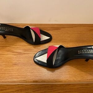 Christian Lacroix, modern design black/pink/white, size 8. Made in Italy.